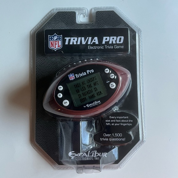 NFL Trivia Pro / Electronic Trivia Game / NEW / 2008 - Picture 3 of 7